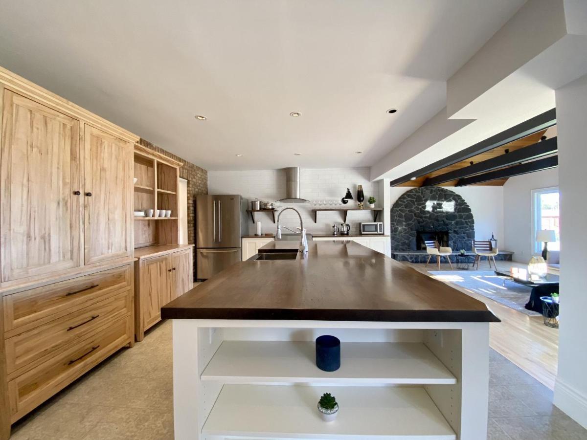 5000+ Sqft Cottage Near Toronto Bolton Buitenkant foto