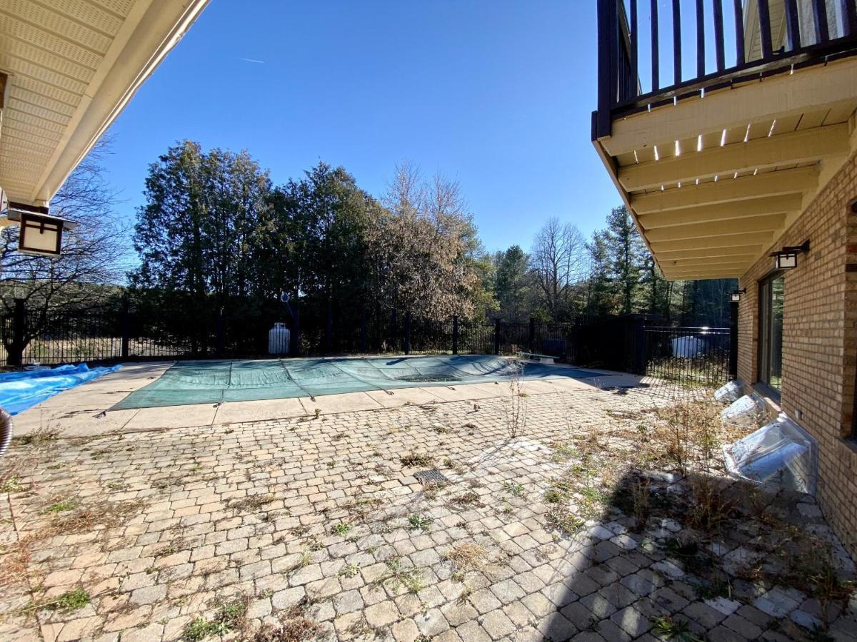 5000+ Sqft Cottage Near Toronto Bolton Buitenkant foto