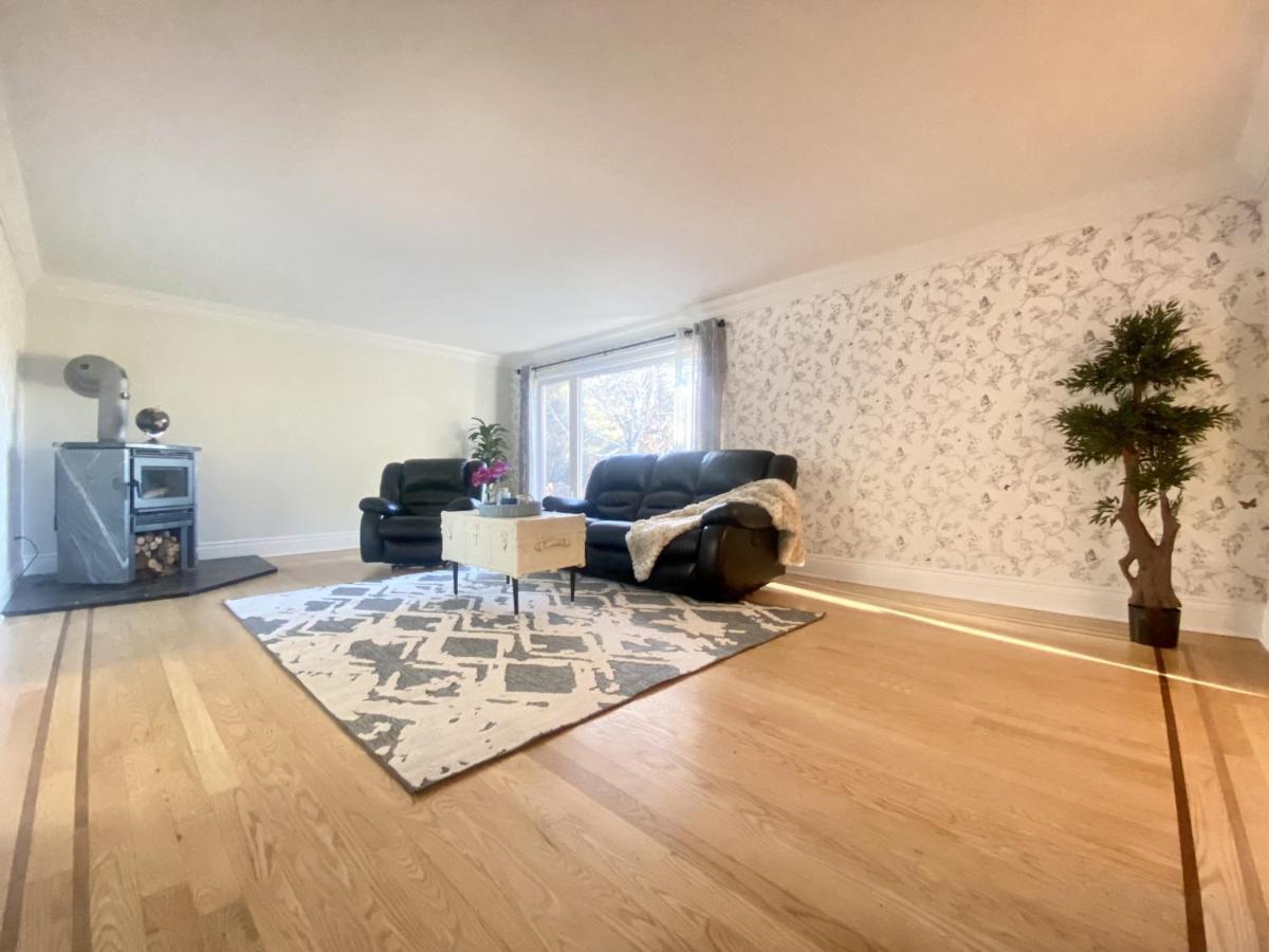 5000+ Sqft Cottage Near Toronto Bolton Buitenkant foto